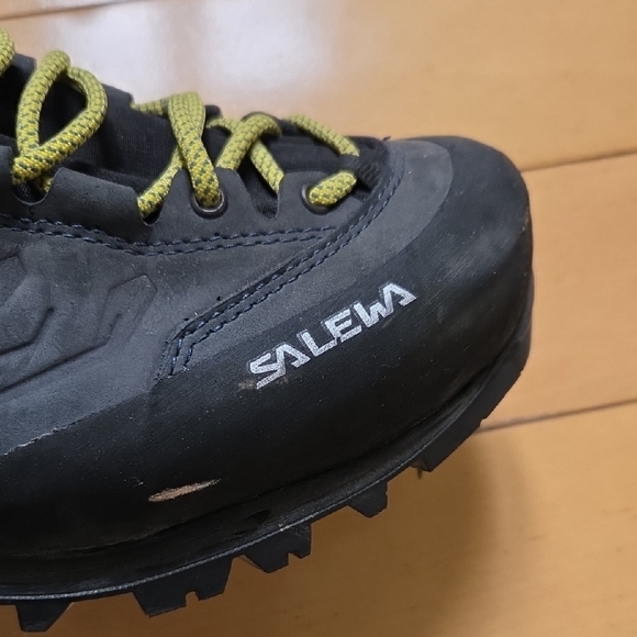 Men's Black Hiking Boots - Picture 3 of 5